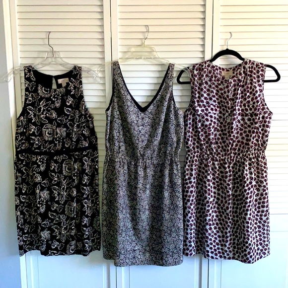 LOFT Dresses & Skirts - Loft bundle of 3 dresses size 10, LP, and medium. Sleeveless floral print.